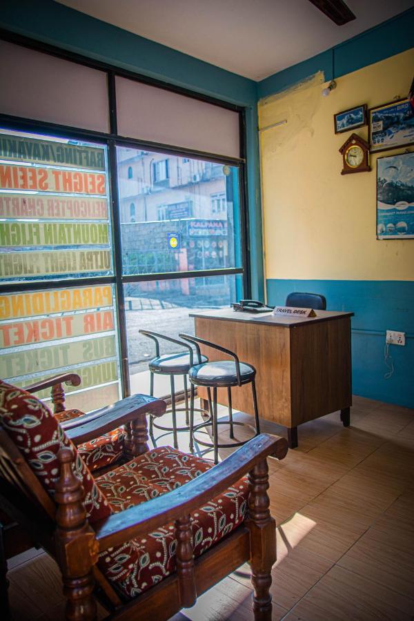 פוקהרה Hotel Plaza Nepal מראה חיצוני תמונה