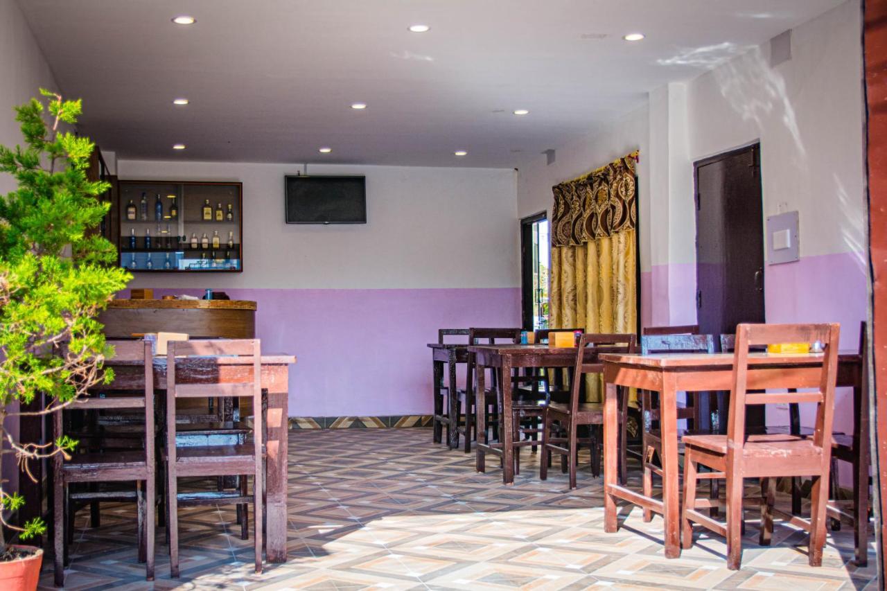 פוקהרה Hotel Plaza Nepal מראה חיצוני תמונה
