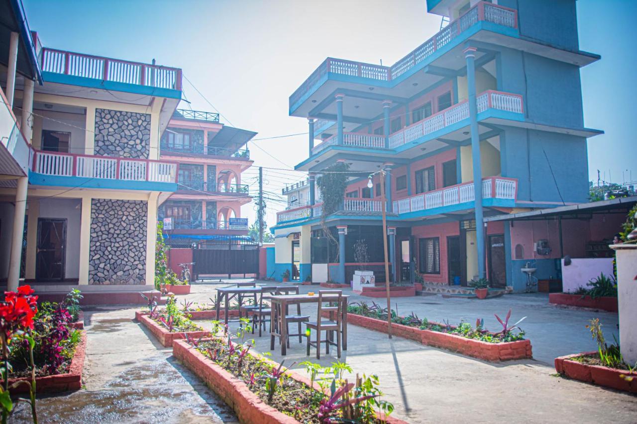 פוקהרה Hotel Plaza Nepal מראה חיצוני תמונה